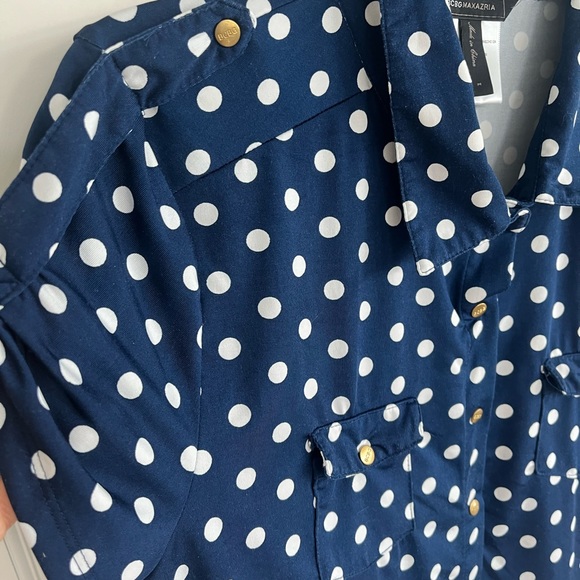 BCBG MaxAzria Polka Dot Snap Button Down Cap Sleeve Blue & White M - Picture 5 of 7
